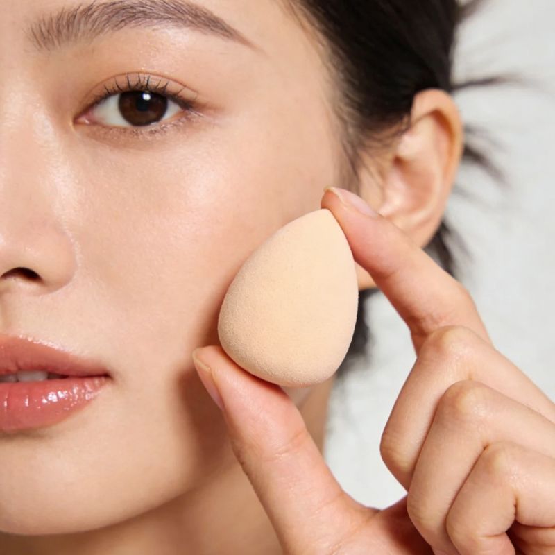 مورد إسفنجات خلط المكياج الصغيرة