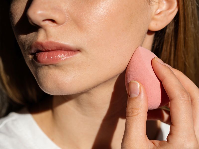 شركة تصنيع أدوات التجميل